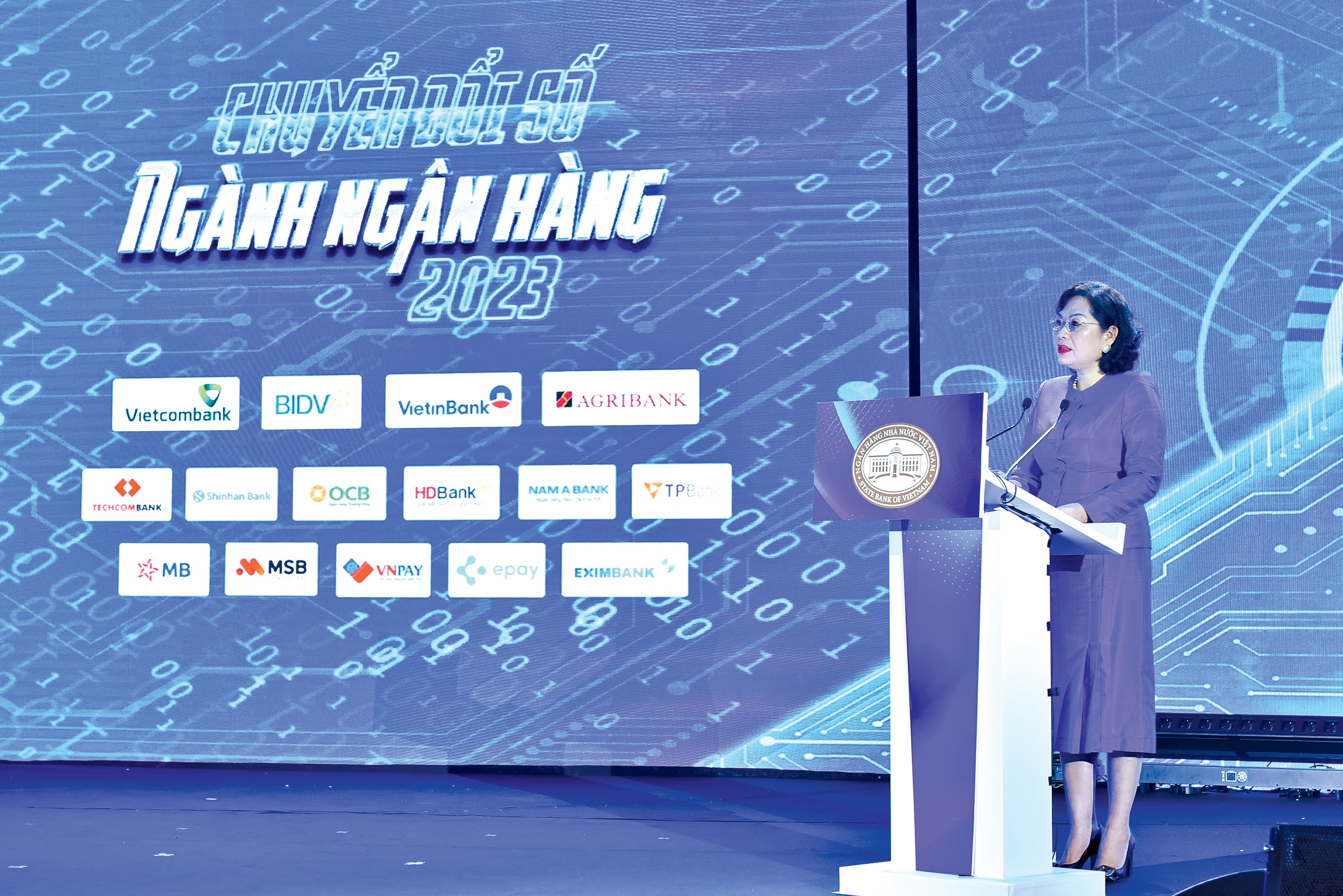 Thống đốc NHNN Nguyễn Thị Hồng phát biểu khai mạc sự kiện Thống đốc NHNN Nguyễn Thị Hồng phát biểu khai mạc sự kiện
