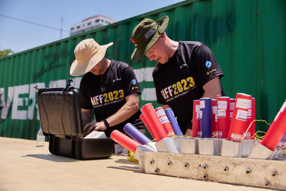 Đêm khai mạc DIFF 2023 - Bản giao hưởng ánh sáng đỉnh cao Đêm khai mạc DIFF 2023 - Bản giao hưởng ánh sáng đỉnh cao