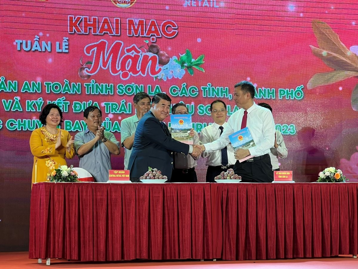 Central Retail ký kết thỏa thuận hợp tác tiêu thụ nông sản với tỉnh Sơn La