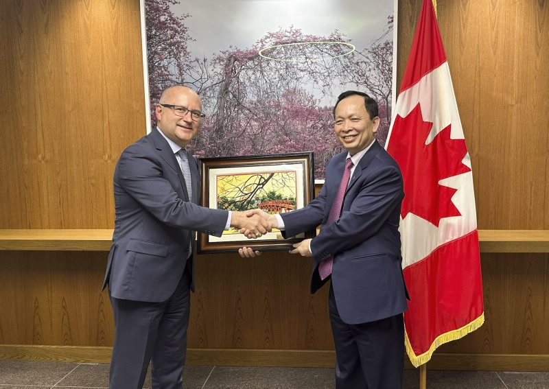 Việt Nam - Canada: Tăng cường hợp tác trong lĩnh vực ngân hàng