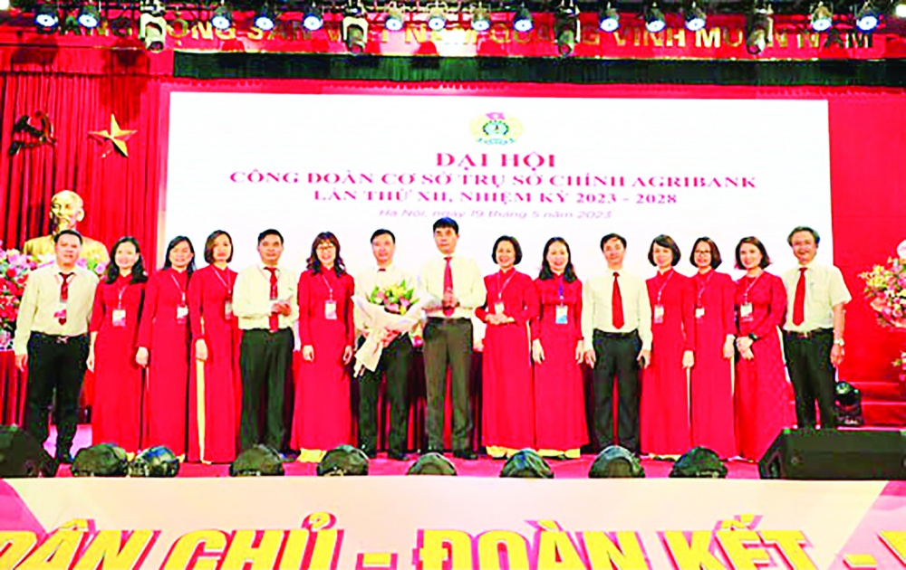 Ban chấp hành Công đoàn Trụ sở chính lần thứ XII nhiệm kỳ 2023 - 2028 ra mắt Đại hội