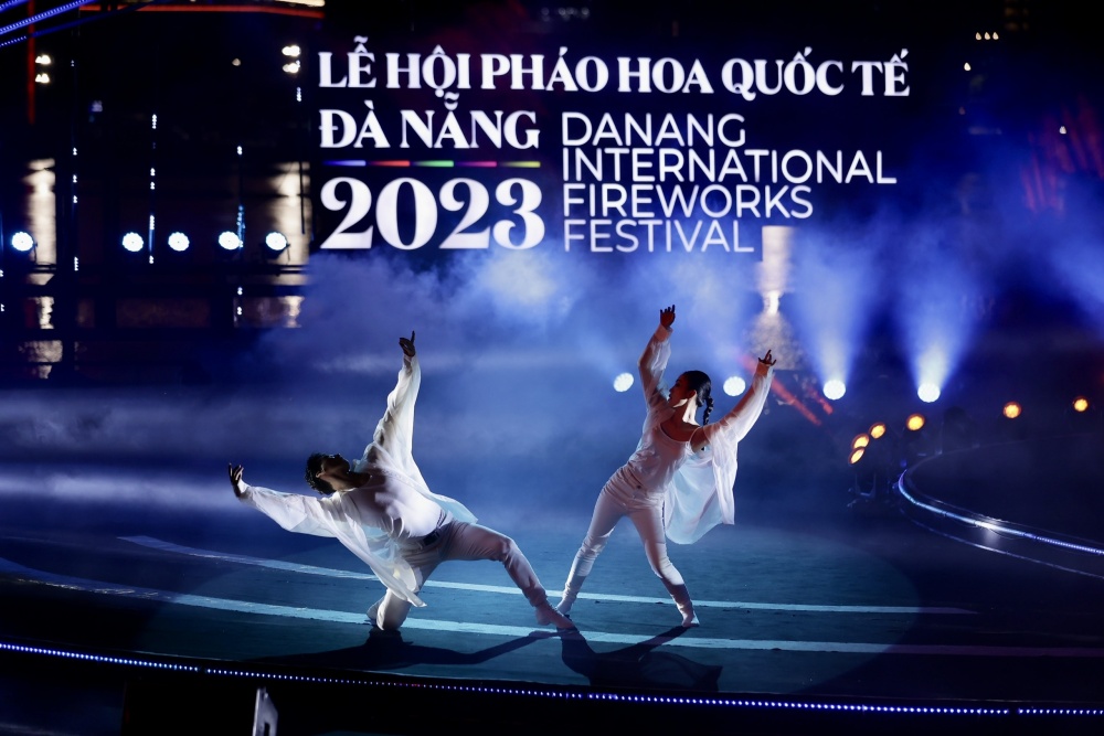 undefined Mãn nhãn với đại tiệc pháo hoa của Úc và Ý