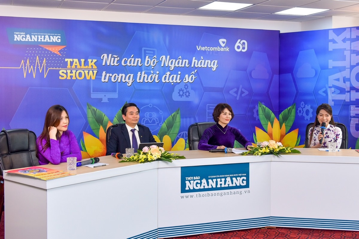 Đồng hành cùng phát triển Đồng hành cùng phát triển