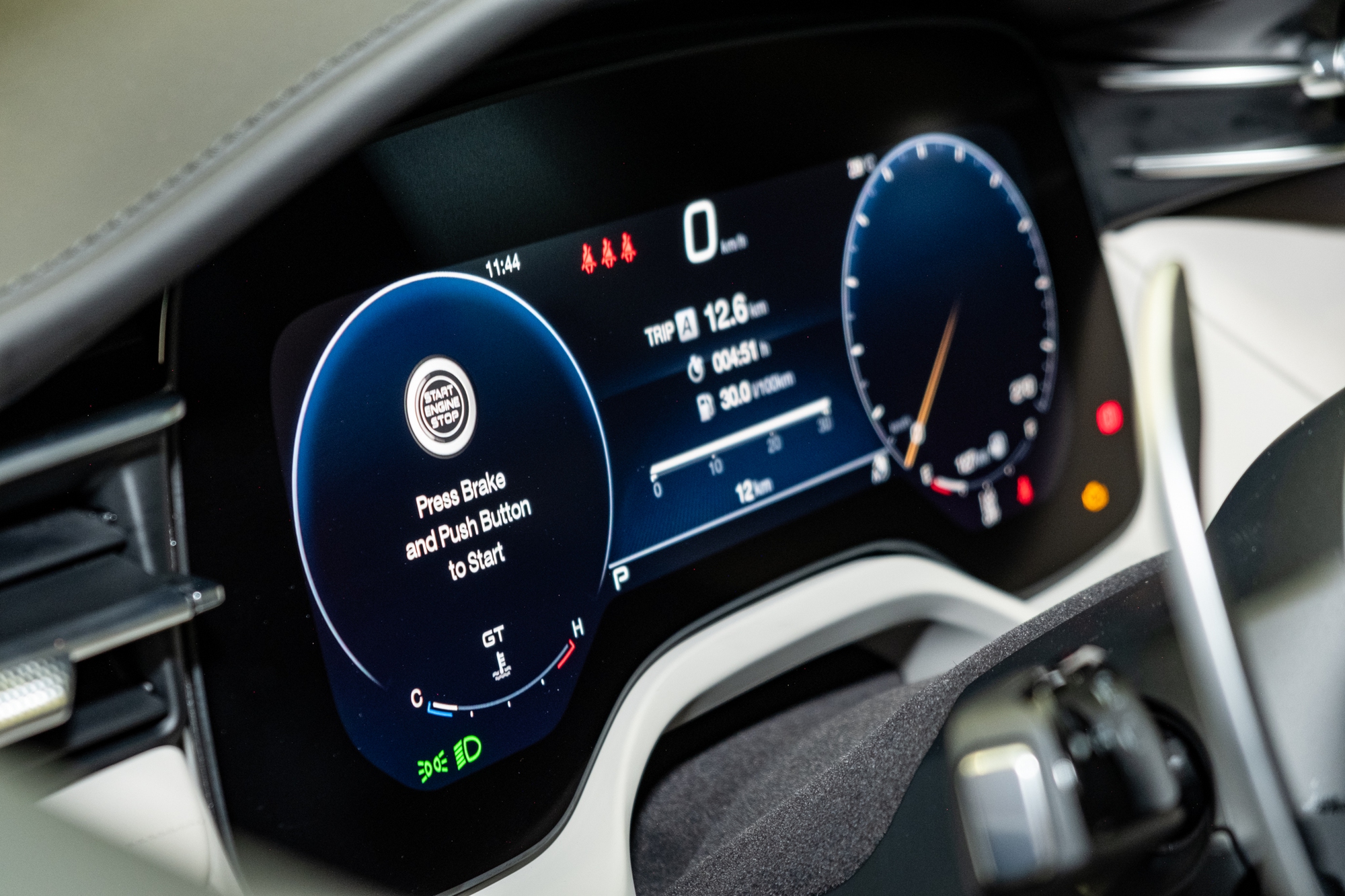 Maserati Grecale giá từ 4,2 tỷ đồng có gì?