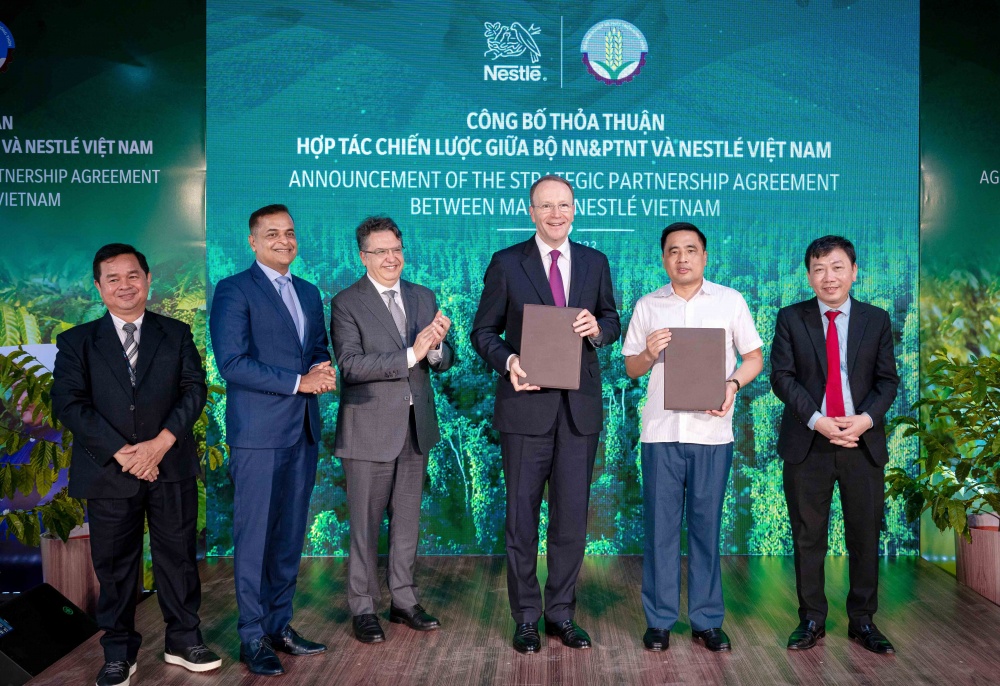 Nestlé hợp tác thúc đẩy nông nghiệp tái sinh và phát thải thấp Nestlé hợp tác thúc đẩy nông nghiệp tái sinh và phát thải thấp
