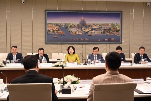 Hội nghị song phương giữa Ngân hàng Nhà nước Việt Nam và Ngân hàng Trung ương Thái Lan Hội nghị song phương giữa Ngân hàng Nhà nước Việt Nam và Ngân hàng Trung ương Thái Lan
