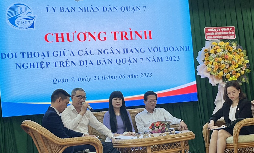 Ngân hàng với doanh nghiệp trên địa bàn TP. HCM đối thoại về tiếp cận vốn ưu đãi Ngân hàng với doanh nghiệp trên địa bàn TP. HCM đối thoại về tiếp cận vốn ưu đãi