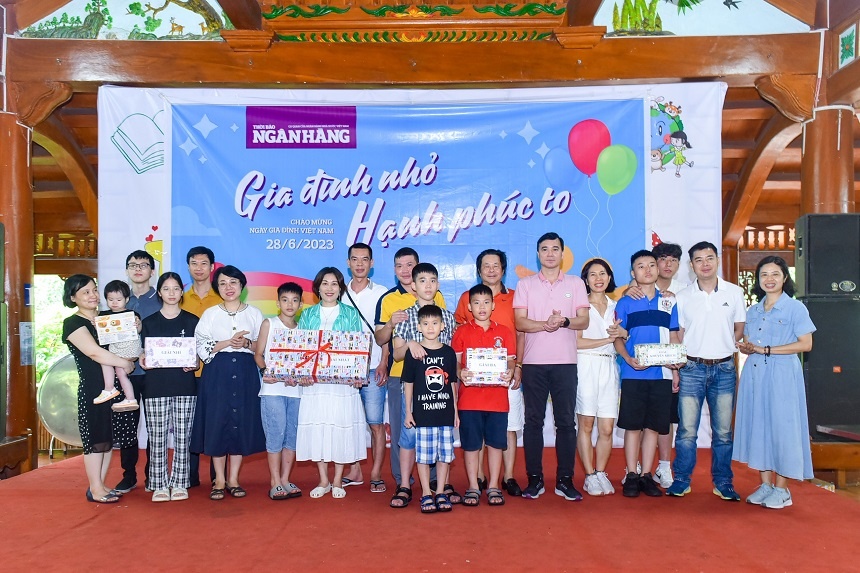 Kết nối gia đình Thời báo Ngân hàng