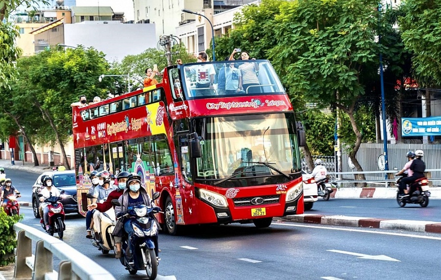 TP.HCM: Tháng 7 khách du lịch quốc tế tăng gần 50% so với cùng kỳ TP.HCM: Tháng 7 khách du lịch quốc tế tăng gần 50% so với cùng kỳ