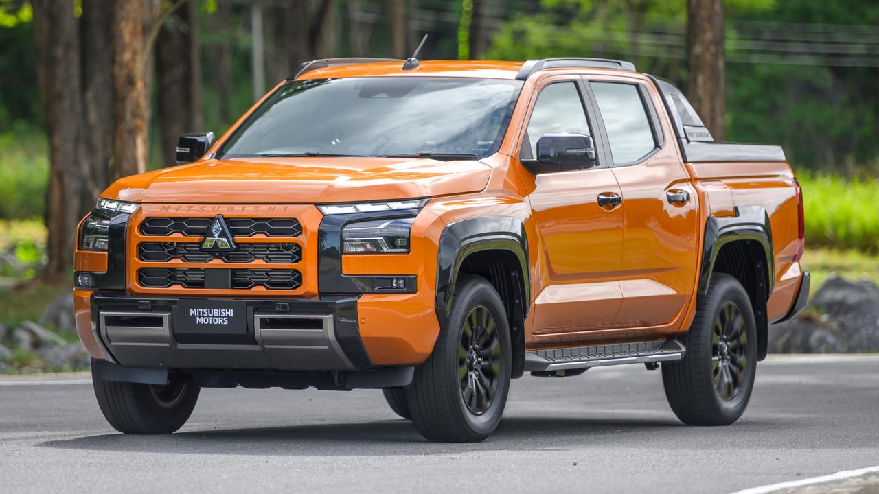 Mitsubishi Triton 2024 ra mắt Mitsubishi Triton 2024 ra mắt