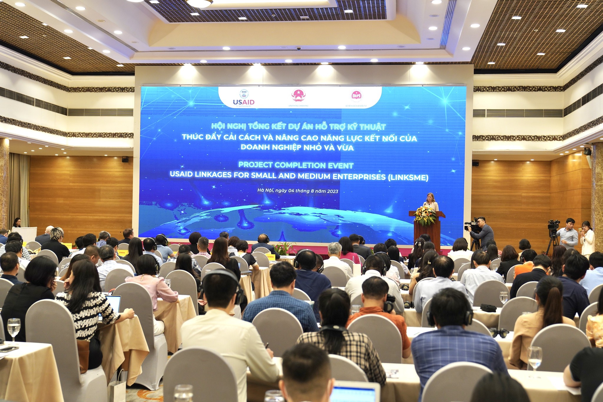 Hoa Kỳ hỗ trợ cải thiện môi trường kinh doanh và năng lực cạnh tranh khu vực tư nhân