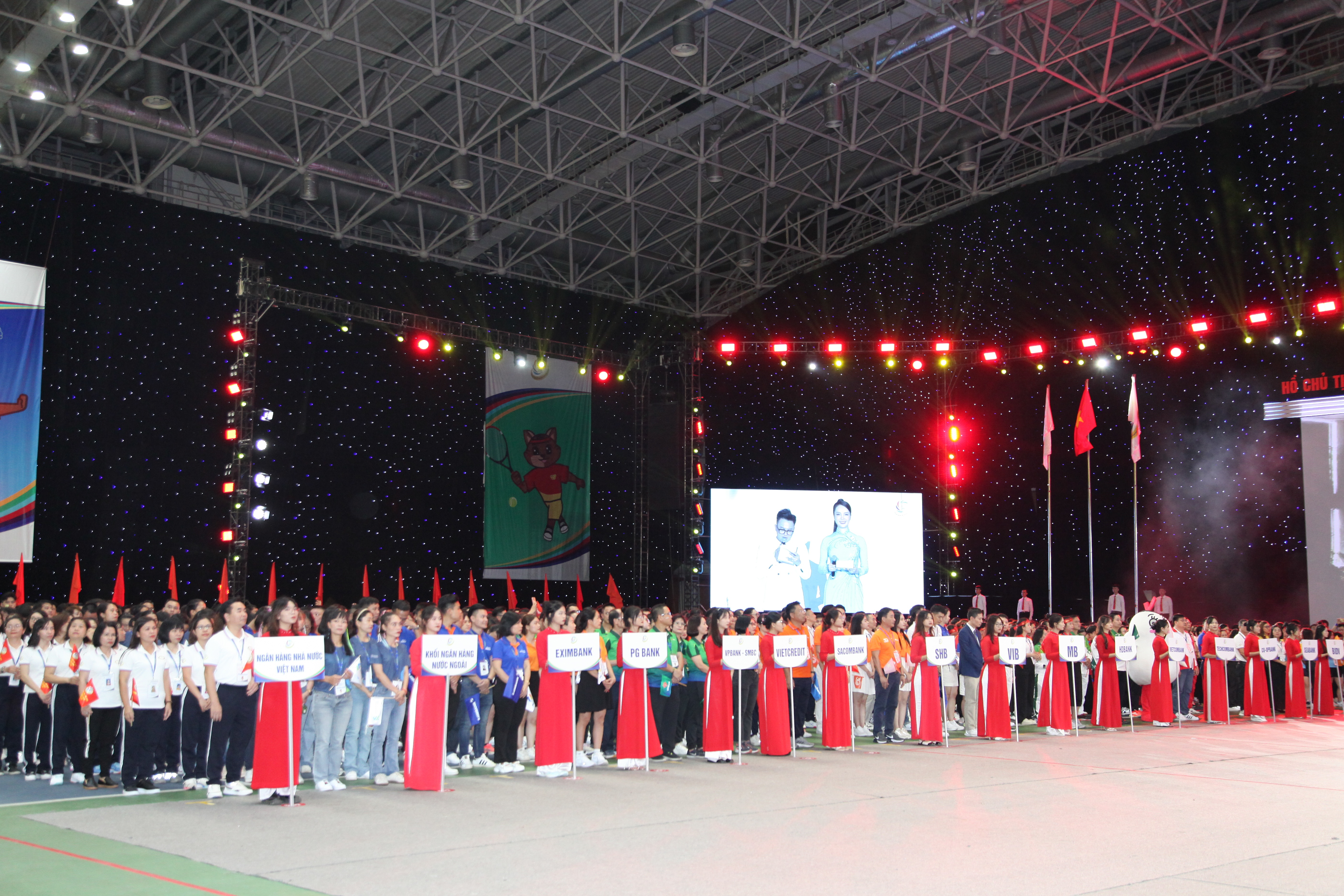 Khai mạc Đại hội Thể dục thể thao ngành Ngân hàng lần thứ Nhất năm 2023 Khai mạc Đại hội Thể dục thể thao ngành Ngân hàng lần thứ Nhất năm 2023