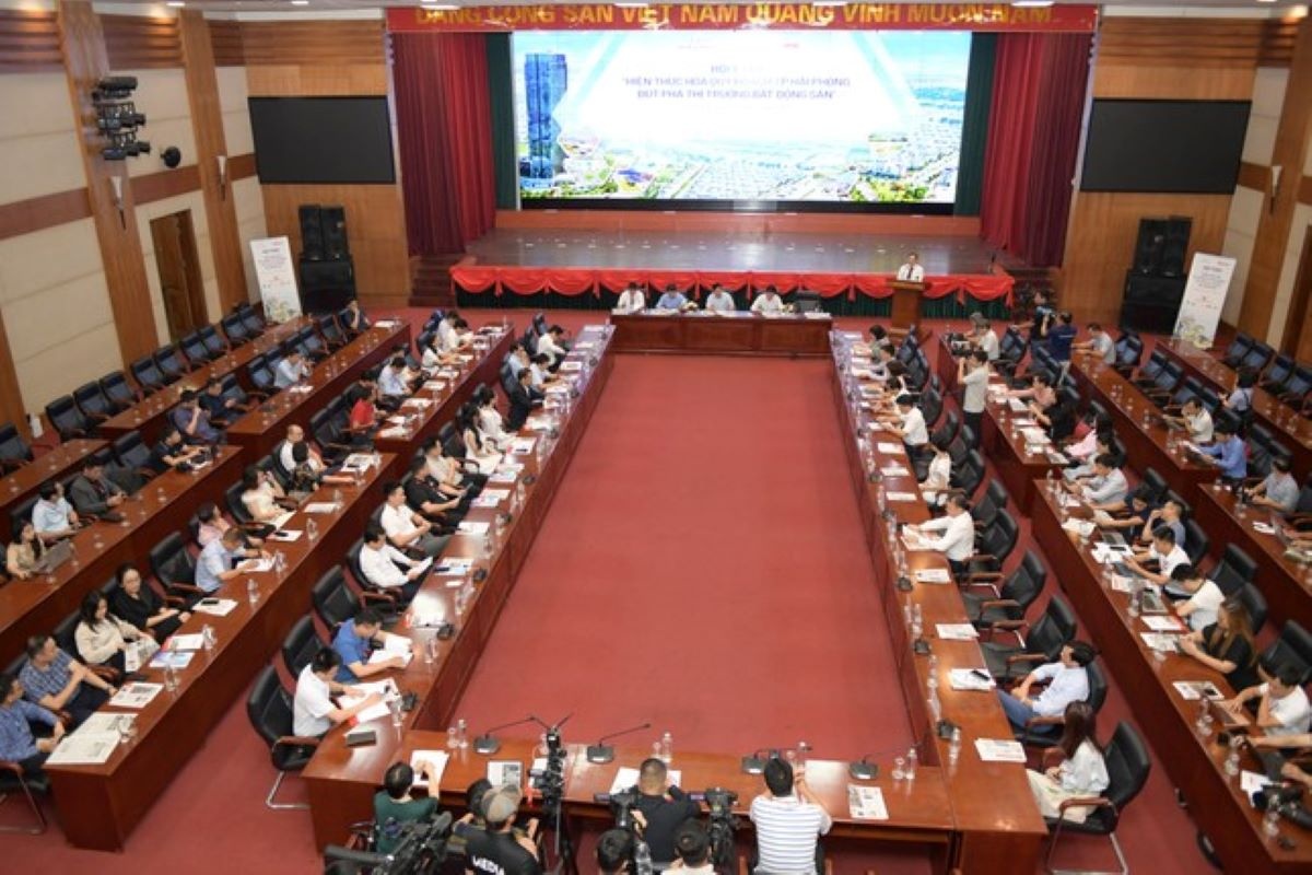 Hội thảo “Hiện thực hóa quy hoạch TP Hải Phòng, bứt phá thị trường bất động sản” 