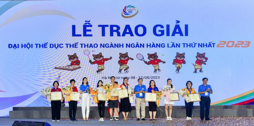 Bế mạc Đại hội TDTT ngành Ngân hàng: Khẳng định tinh thần đoàn kết, vì một Việt Nam cường thịnh