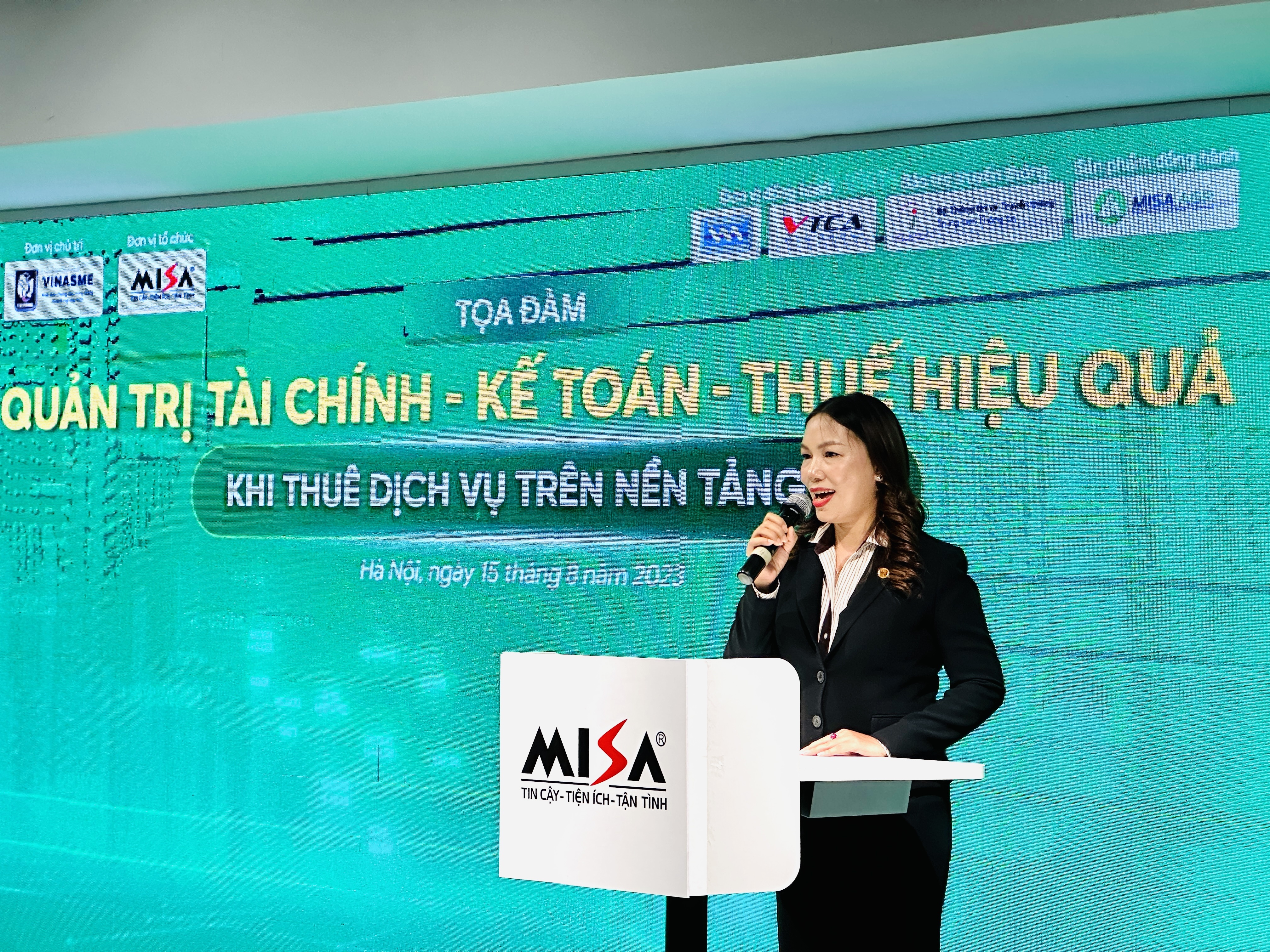 Tăng cường quản trị tài chính - kế toán - thuế trên nền tảng số Tăng cường quản trị tài chính - kế toán - thuế trên nền tảng số