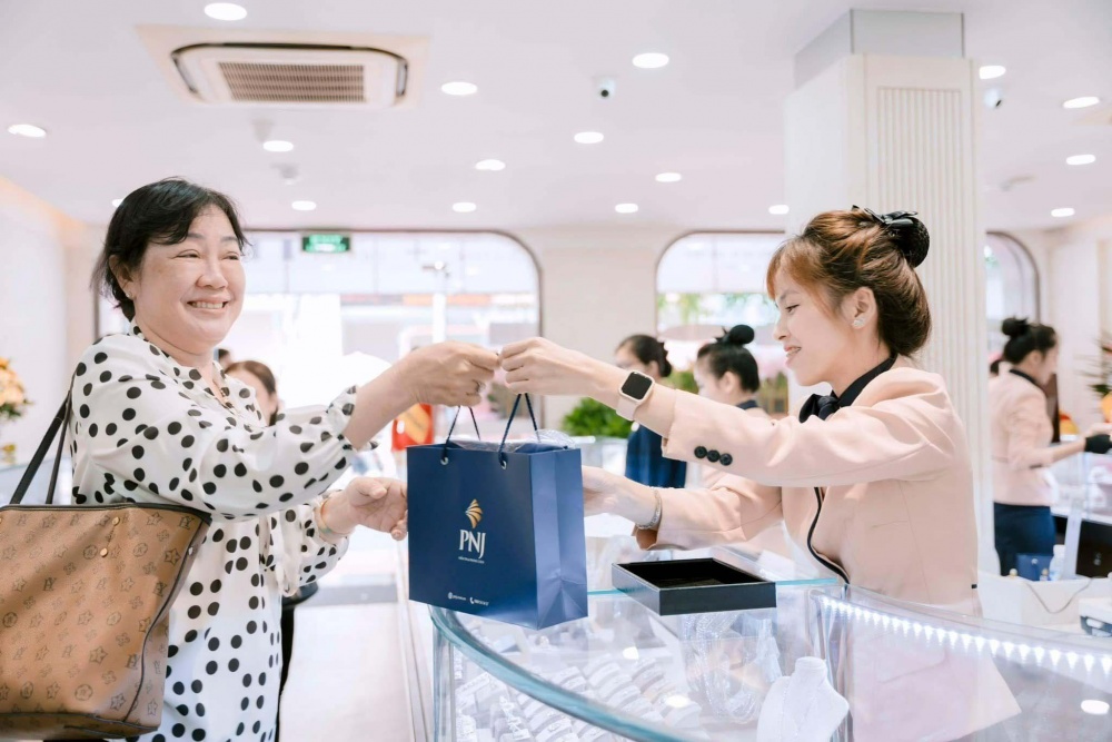 PNJ vào Top 100 Thương hiệu giá trị nhất Việt Nam