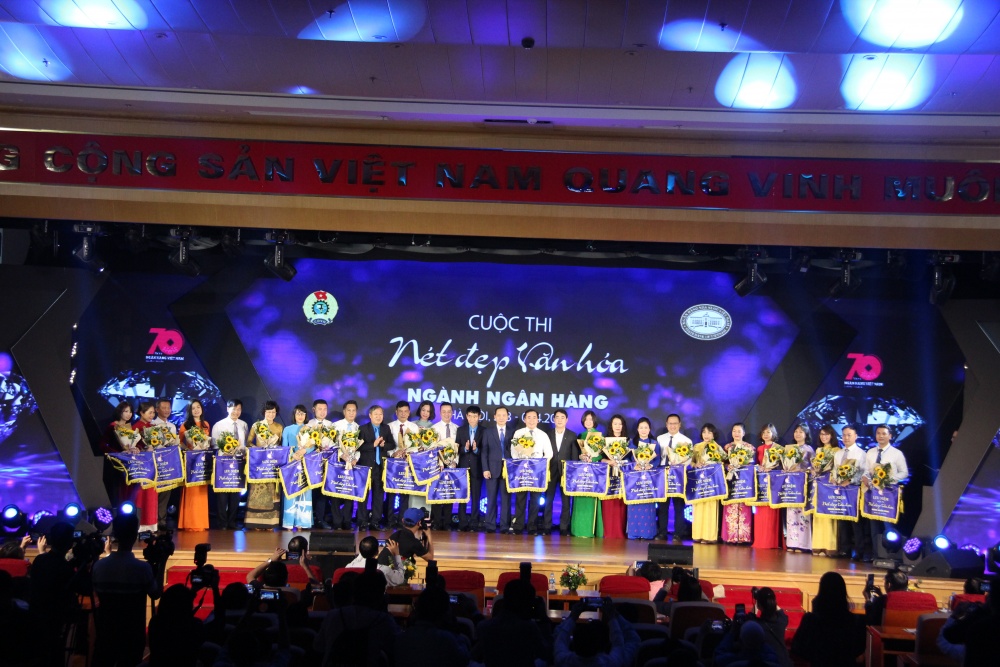 Công đoàn đẩy mạnh chăm lo đời sống cho người lao động Công đoàn đẩy mạnh chăm lo đời sống cho người lao động