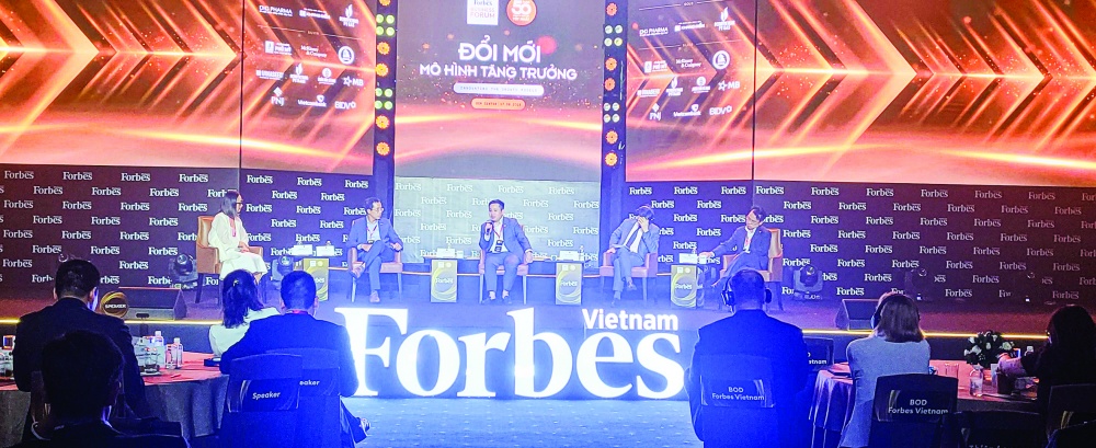 Quang cảnh diễn đàn Quang cảnh diễn đàn