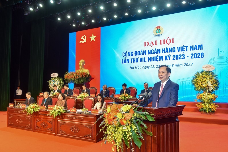 Đồng chí Đào Minh Tú tái đắc cử Chủ tịch Công đoàn Ngân hàng Việt Nam khoá VII, nhiệm kỳ 2023-2028 Đồng chí Đào Minh Tú tái đắc cử Chủ tịch Công đoàn Ngân hàng Việt Nam khoá VII, nhiệm kỳ 2023-2028