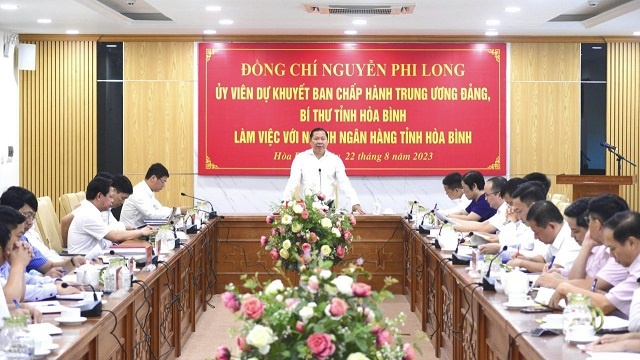 Bí thư Tỉnh ủy Hòa Bình làm việc với ngành Ngân hàng trên địa bàn