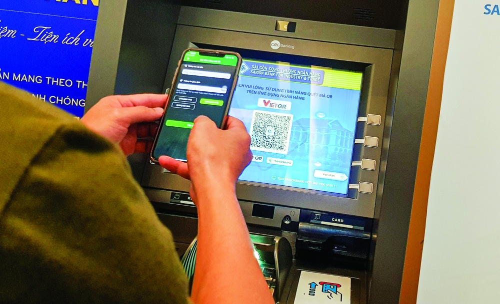 Từ VietQRCash đến số hóa giao dịch thẻ trên thiết bị di động