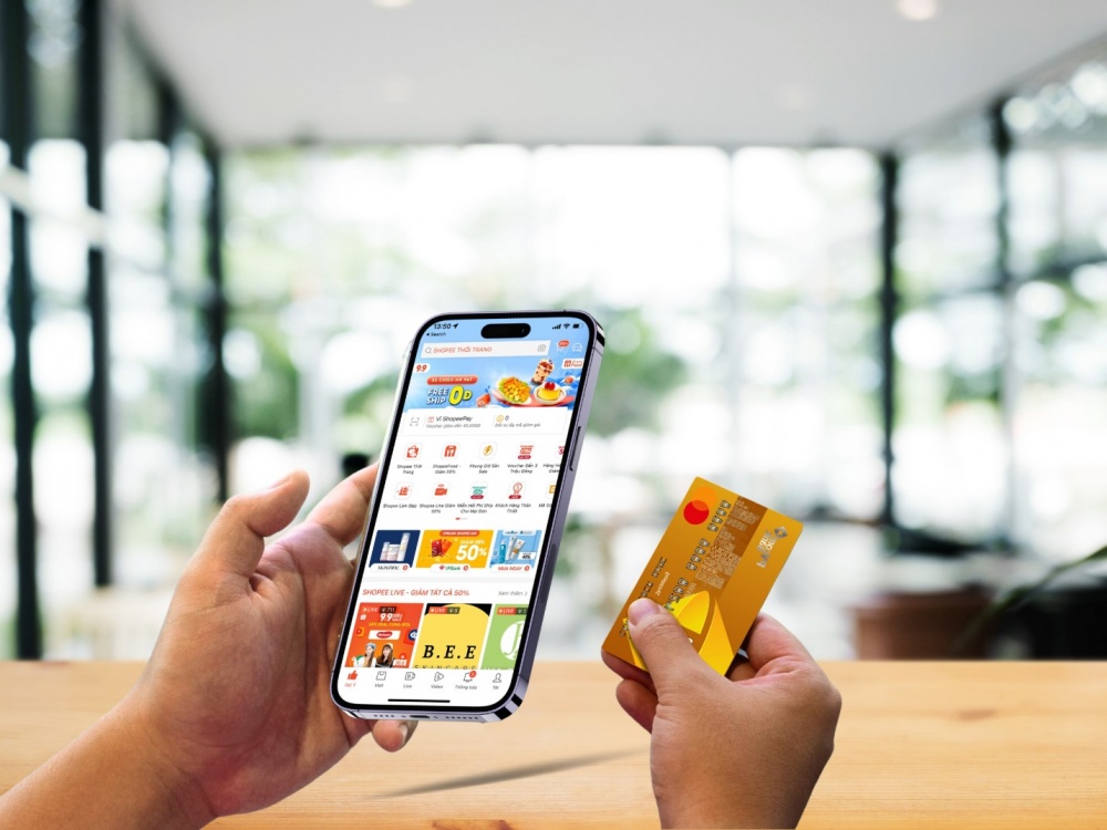 PVcomBank dành nhiều ưu đãi trên Shopee cho chủ thẻ tín dụng Lifestyle