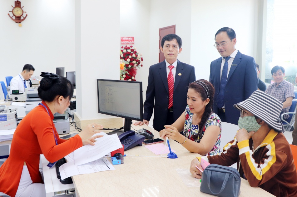 Sacombank đưa trụ sở phòng giao dịch Cam Lâm vào hoạt động