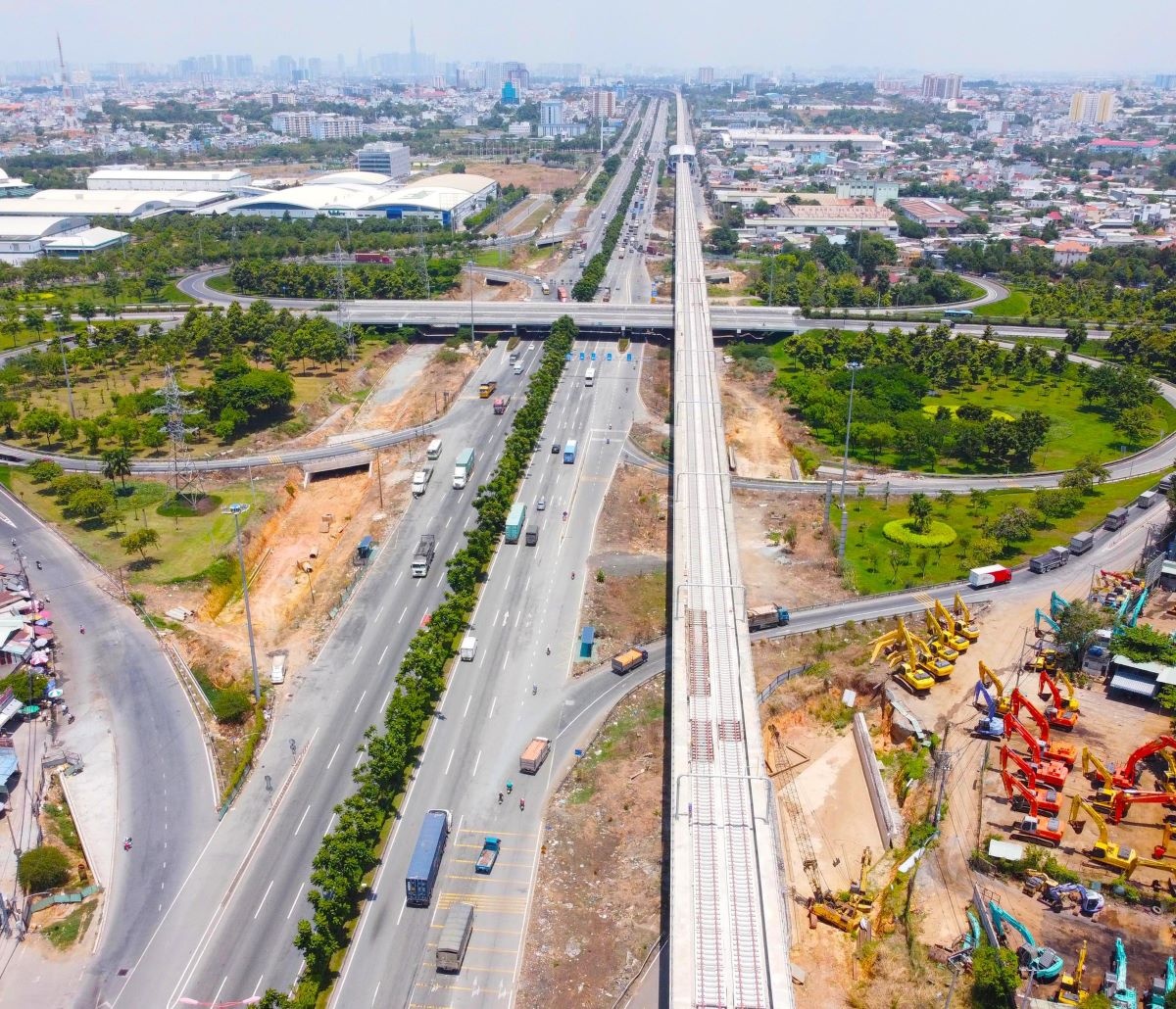 Mở rộng của các dự án hạ tầng sẽ giúp gia tăng quá trình hình thành các khu đô thị, giải quyết bài toán nhà ở cho TP Hồ Chí Minh.