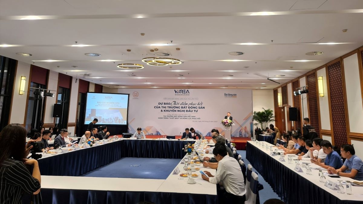 TS. Nguyễn Văn Khôi - Chủ tịch Hiệp hội Bất động sản Việt Nam phát biểu tại Diễn đàn Bất động sản Mùa Thu lần thứ nhất.