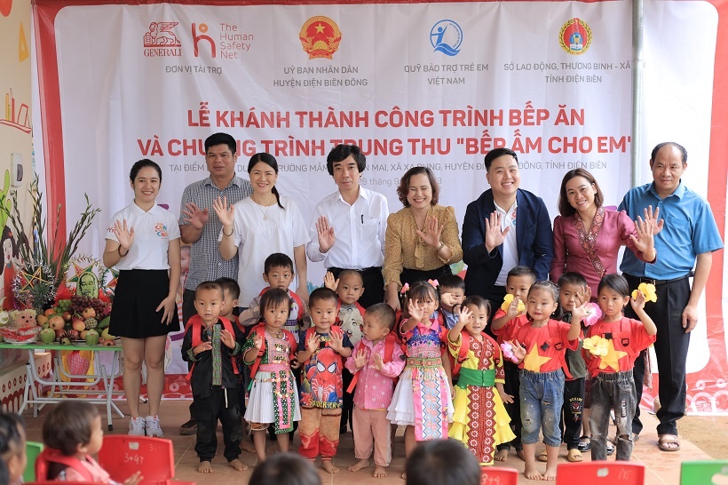 Generali Việt Nam mang "Bếp ấm cho em" đến với trẻ em Điện Biên