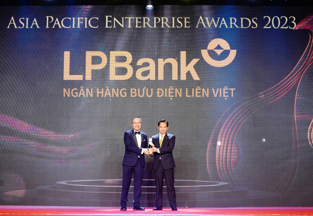 LPBank tiếp tục nhận giải thưởng Doanh nghiệp xuất sắc Châu Á năm 2023