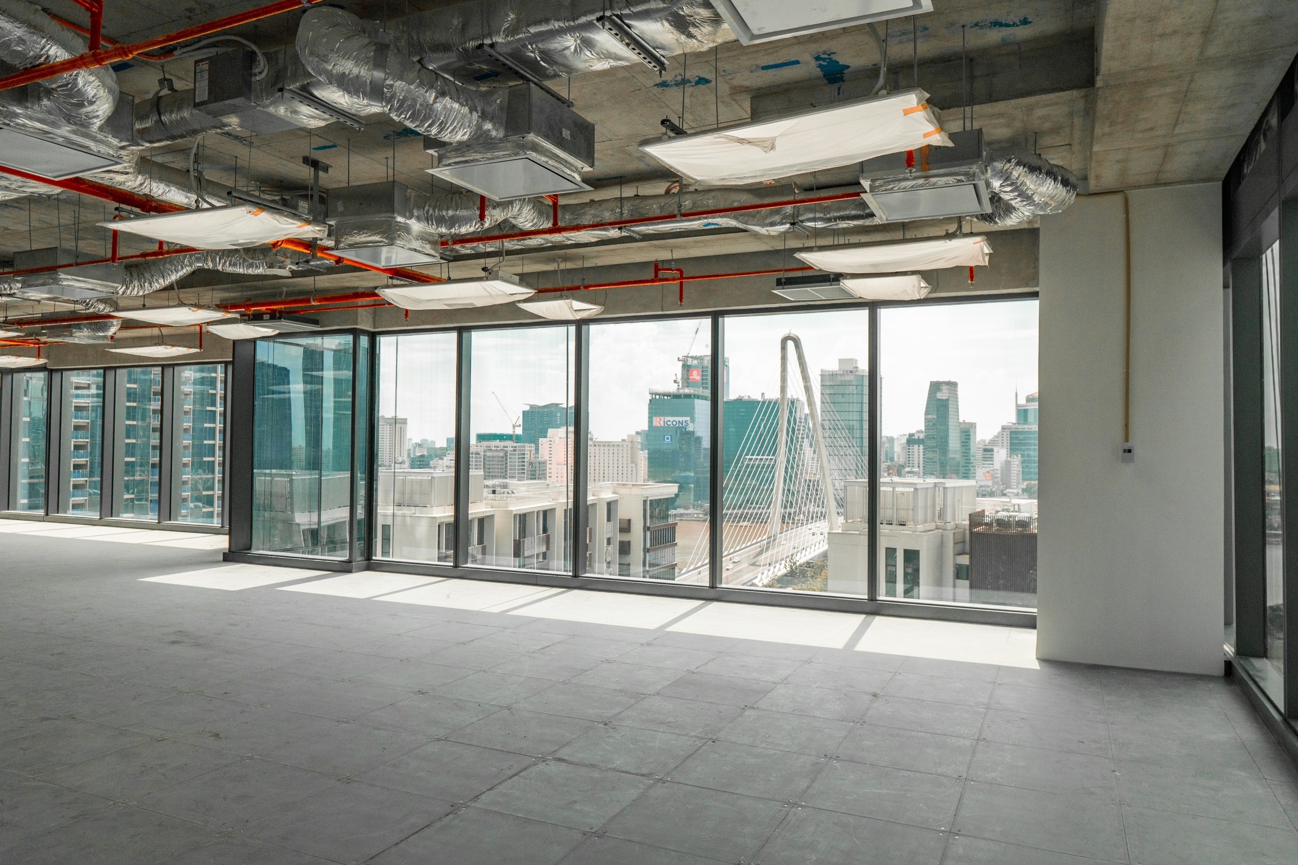 Tòa nhà văn phòng The METT có vị trí ngay cạnh cầu Thủ Thiêm 2 Tòa nhà văn phòng The METT có vị trí ngay cạnh cầu Thủ Thiêm 2