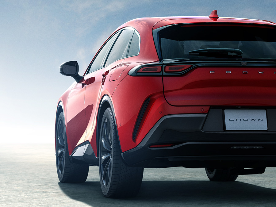 Toyota Crown Sport ra mắt với giá quy đổi từ 970 triệu đồng Toyota Crown Sport ra mắt với giá quy đổi từ 970 triệu đồng