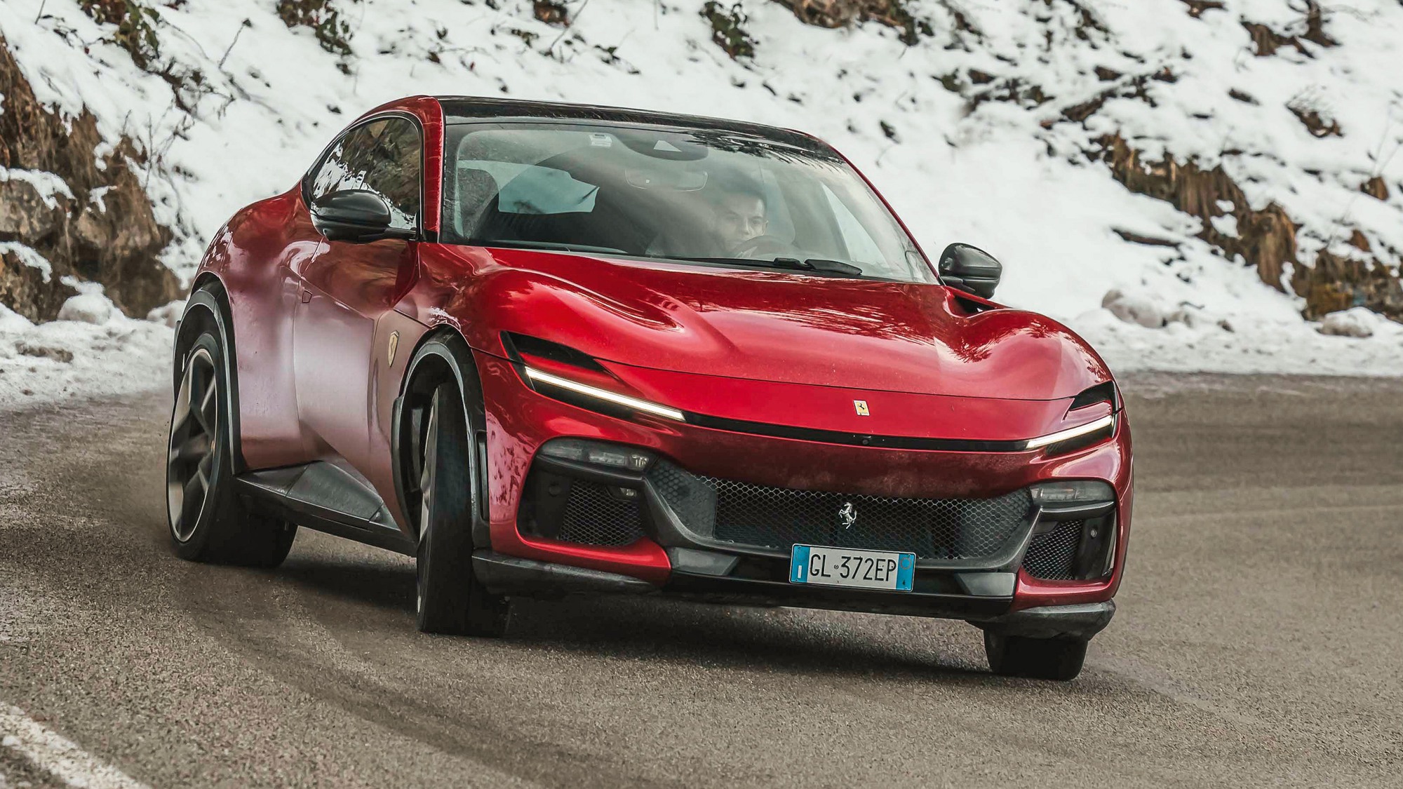 Toyota Crown Sport ra mắt: Giá quy đổi từ 970 triệu, gắn mác ‘Chủ tịch’ nhưng được so sánh với xe Ferrari - Ảnh 2. Toyota Crown Sport ra mắt: Giá quy đổi từ 970 triệu, gắn mác ‘Chủ tịch’ nhưng được so sánh với xe Ferrari - Ảnh 2.