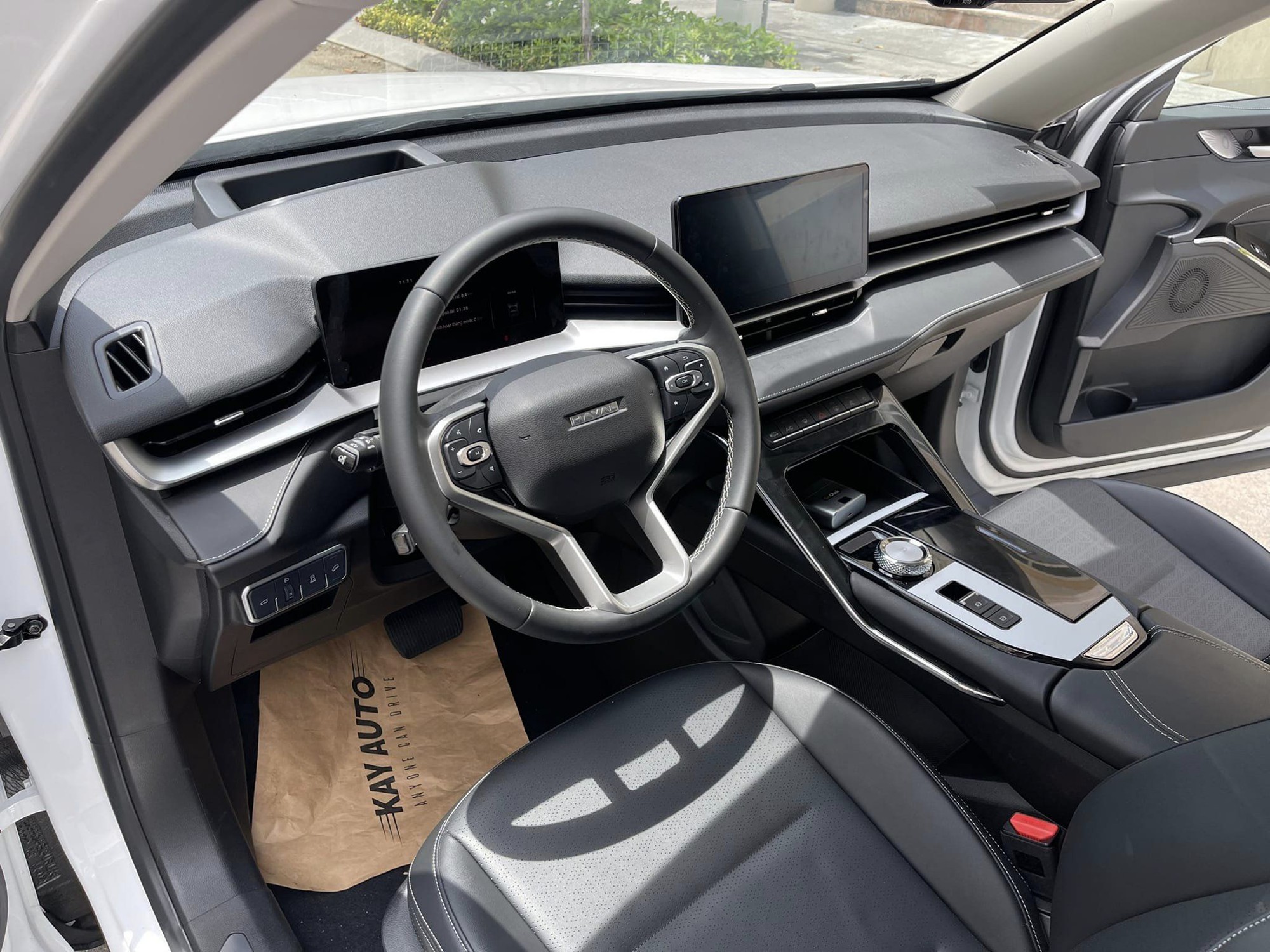 Giá bán Haval H6 HEV giảm về dưới 1 tỷ đồng