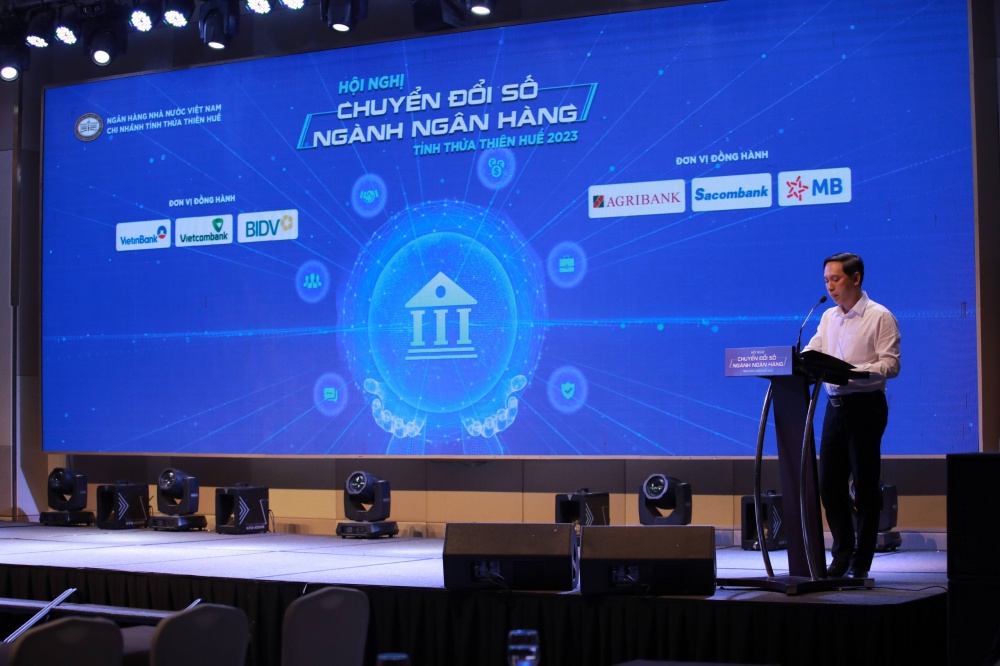 Đại diện Sở TT và Truyền thông phát biểu tại Hội nghị Đại diện Sở TT và Truyền thông phát biểu tại Hội nghị