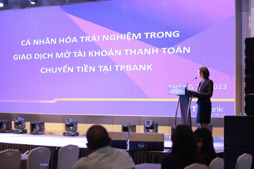 TPBank trình bày tham luận TPBank trình bày tham luận