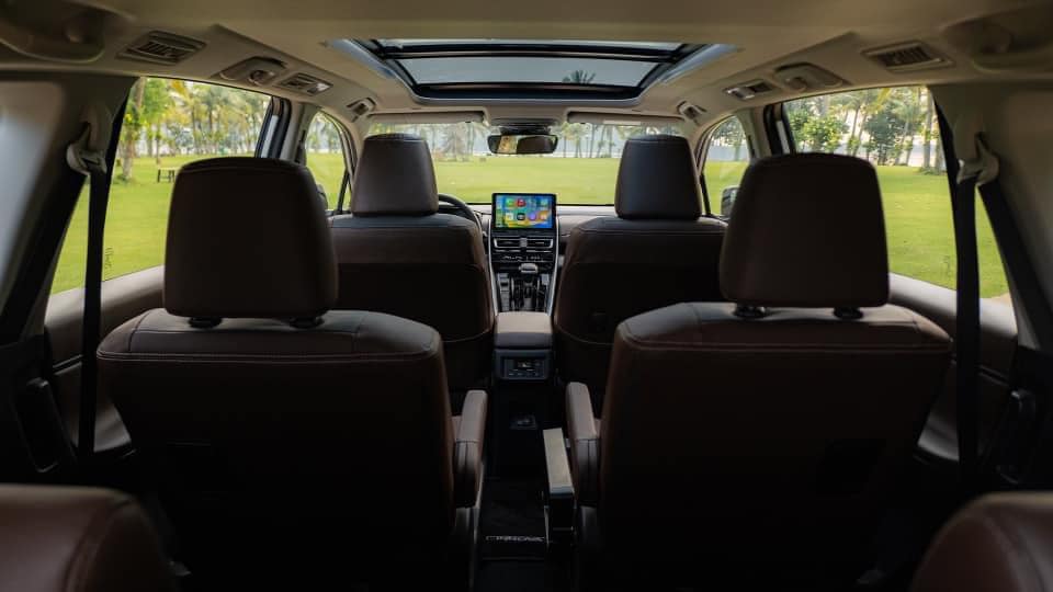 Toyota Innova Cross lộ ảnh nội, ngoại thất trước ngày ra mắt Toyota Innova Cross lộ ảnh nội, ngoại thất trước ngày ra mắt