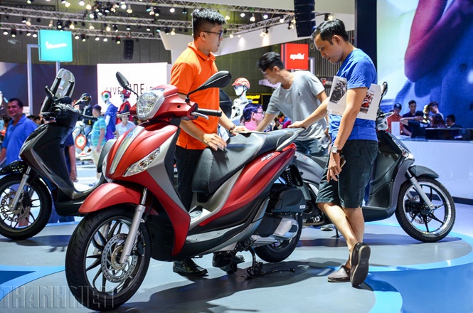 Tiêu thụ xe máy sụt giảm