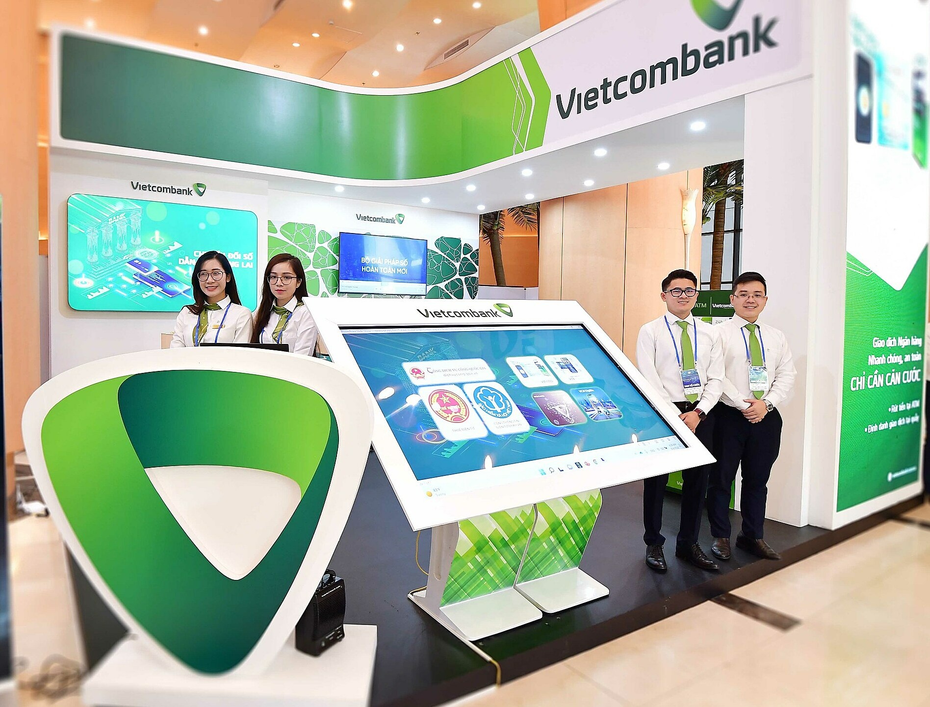 Chuyển đổi số: Động lực tăng trưởng quan trọng của Vietcombank