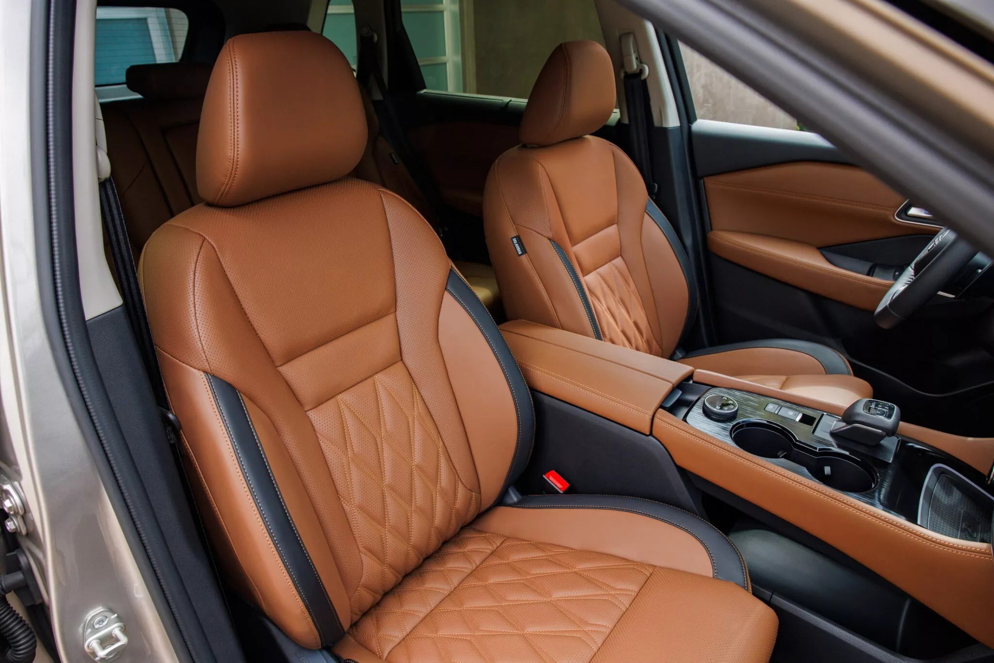 Nissan X-Trail 2024 ra mắt