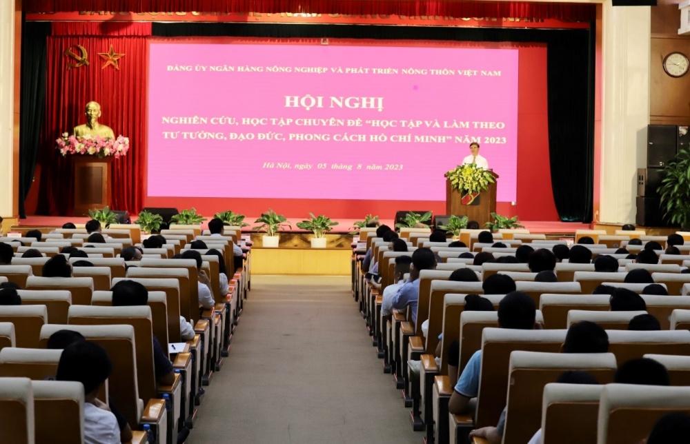 Agribank xây dựng Đảng bộ ngày càng trong sạch, vững mạnh Agribank xây dựng Đảng bộ ngày càng trong sạch, vững mạnh