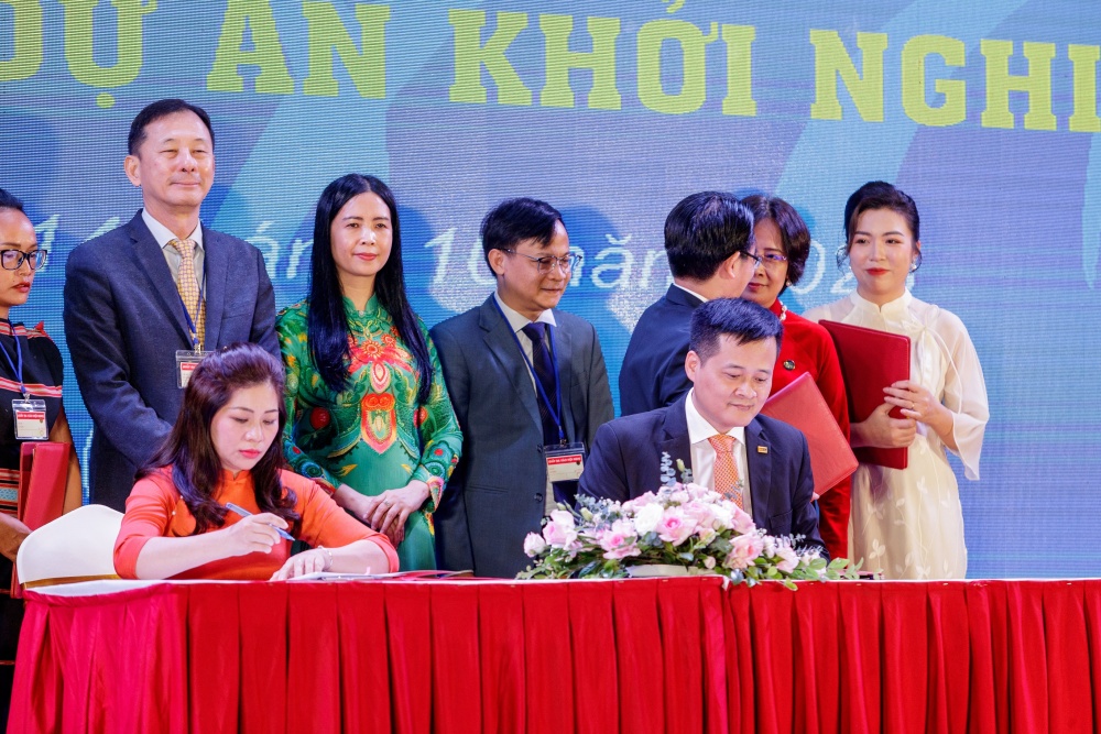 Nâng bước doanh nghiệp nữ chủ, SHB tài trợ Dự án phụ nữ khởi nghiệp 2023