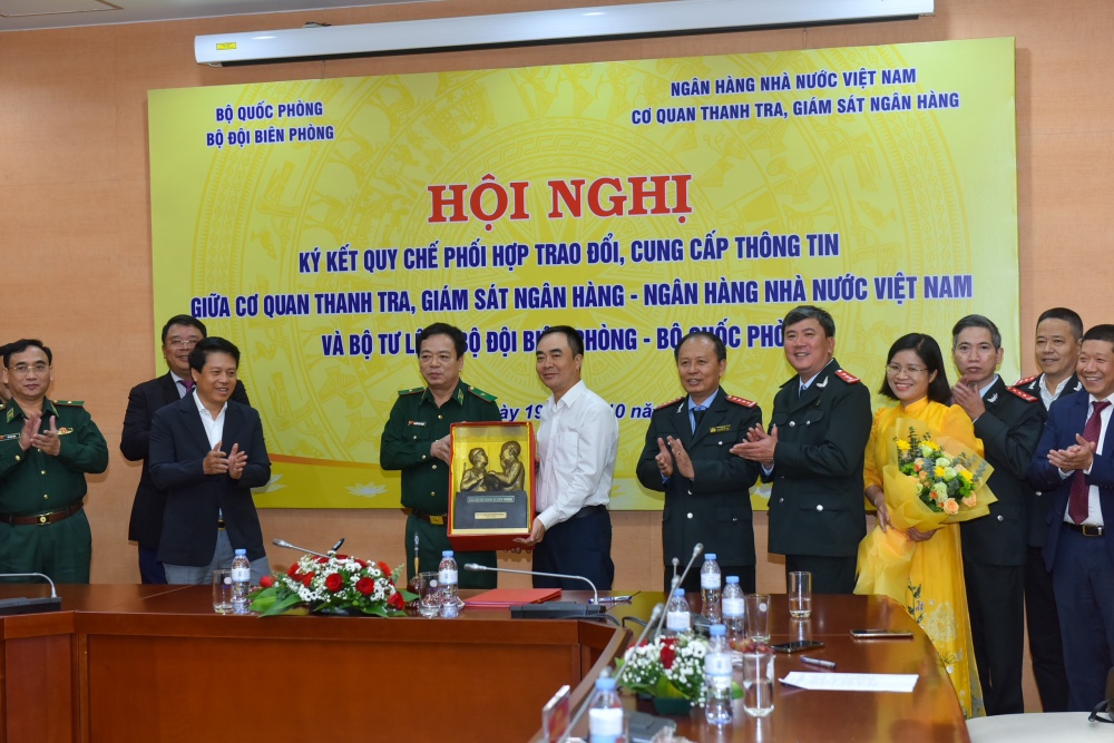 Phối hợp trao đổi, cung cấp thông tin trong lĩnh vực phòng, chống rửa tiền