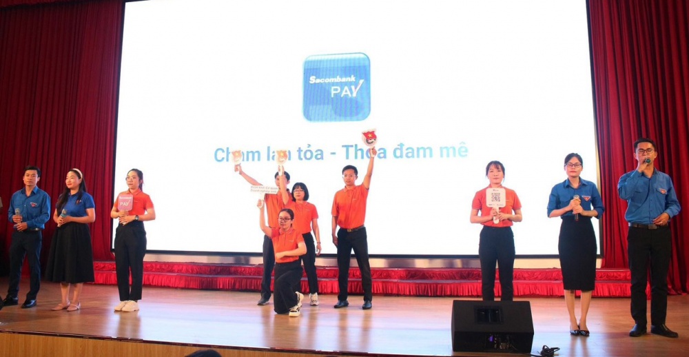 NHNN chi nhánh Ninh Thuận đã phối hợp với Tỉnh Đoàn Ninh Thuận tổ chức Cuộc thi “Tìm hiểu về thanh toán không dùng tiền mặt