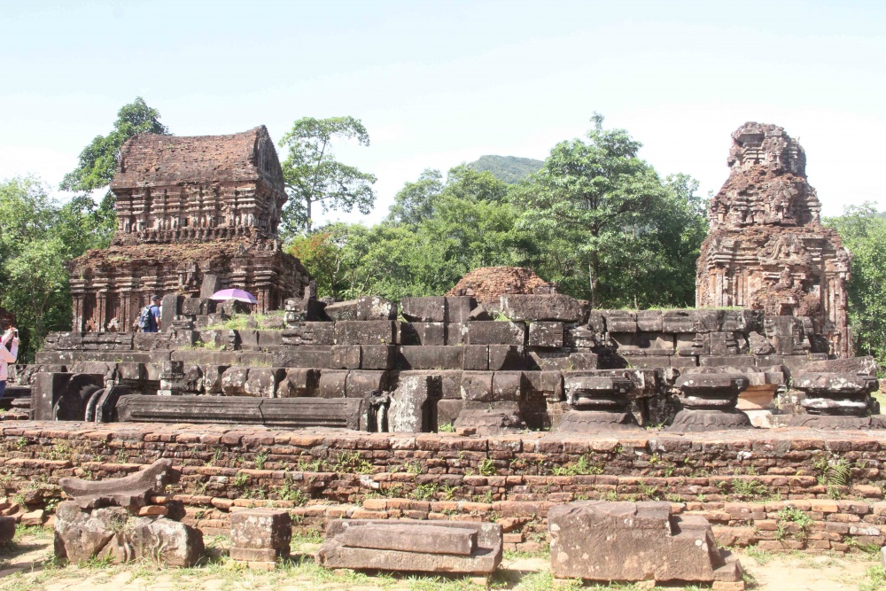 Việc tổ chức quảng bá 'Miền Di sản Diệu kỳ' tại Malaysia, với kỳ vọng sẽ thu hút thêm nhiều du khách từ thị trường trọng điểm này đến với miền Trung. Việc tổ chức quảng bá 'Miền Di sản Diệu kỳ' tại Malaysia, với kỳ vọng sẽ thu hút thêm nhiều du khách từ thị trường trọng điểm này đến với miền Trung.