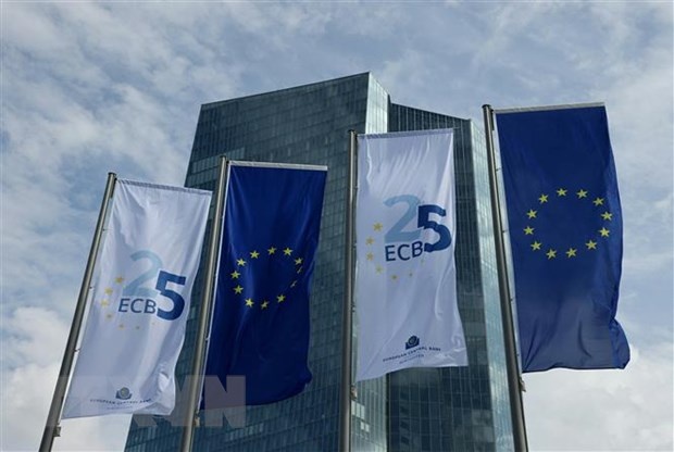ECB chấm dứt chuỗi tăng lãi suất liên tiếp từ tháng 7 năm ngoái | Tài chính | Vietnam+ (VietnamPlus) ECB chấm dứt chuỗi tăng lãi suất liên tiếp từ tháng 7 năm ngoái | Tài chính | Vietnam+ (VietnamPlus)