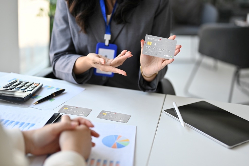 “Khó khăn của ngành đang dần định hình sức bền của các công ty tài chính” 