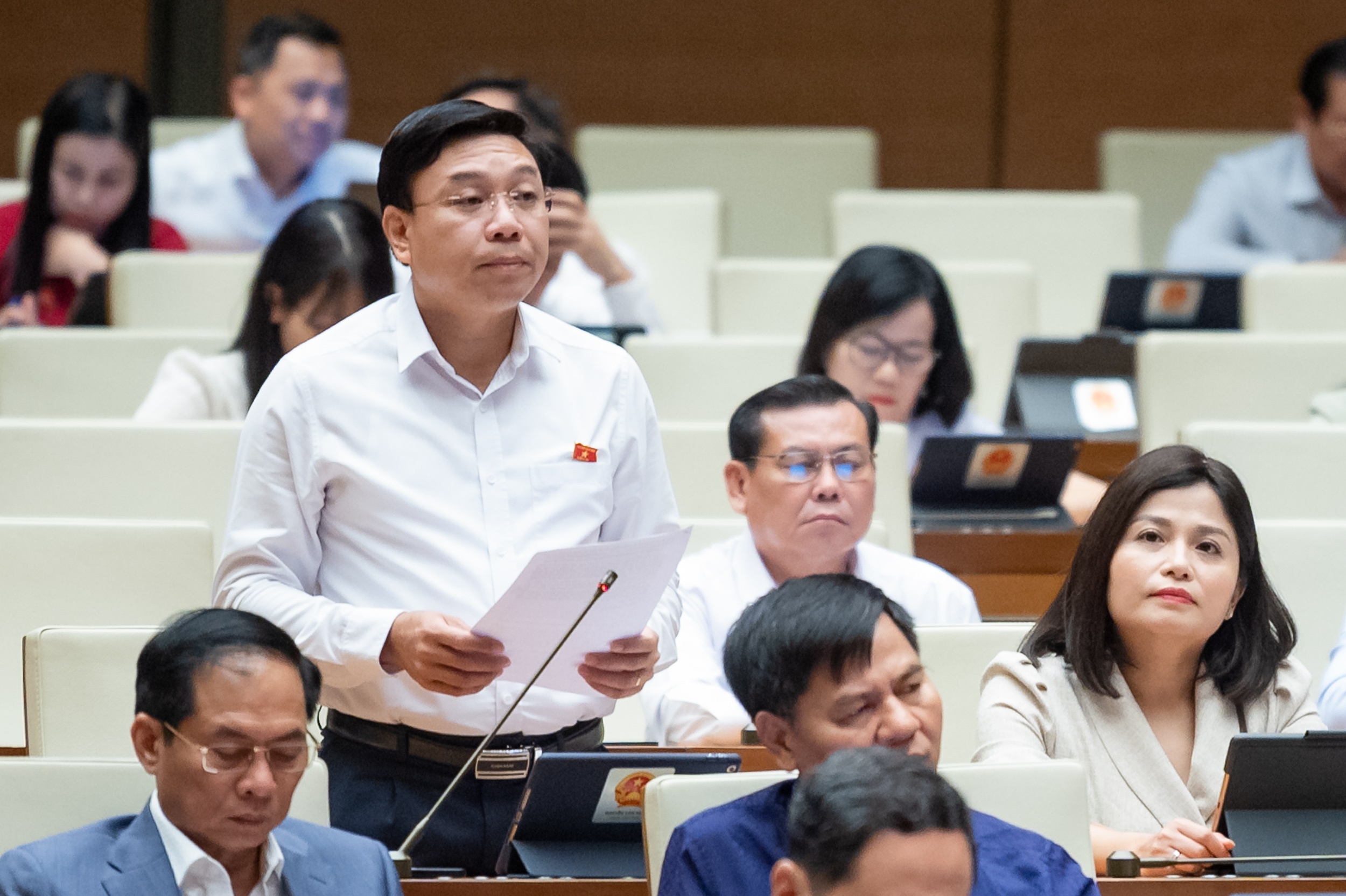 Cần bổ sung quy định các hành vi cấm trong kinh doanh bất động sản