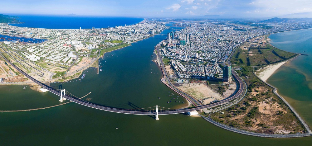 Xây dựng thành phố Đà Nẵng trở thành một trong những trung tâm kinh tế - xã hội lớn của cả nước và khu vực Đông Nam Á.